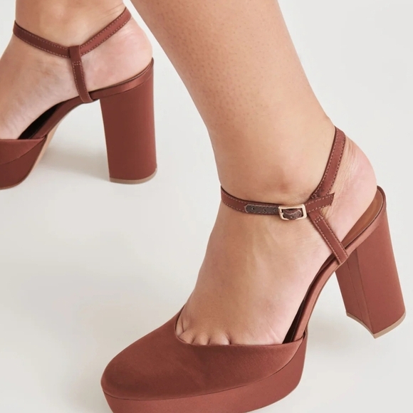 🔹️Dolce Vita🔹️Chocolate Brown CLAUD Platform Heels - Picture 1 of 7